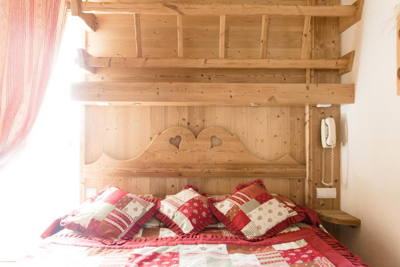 Hotel Le Sporting Morzine Ruang foto